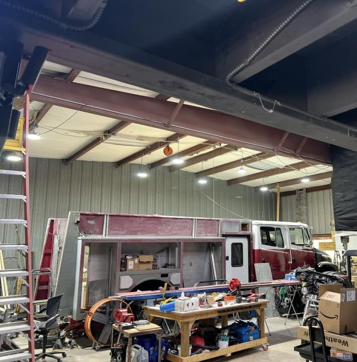 Load image into Gallery viewer, 200W LED high bay light 30,000 lumens-Dimmable